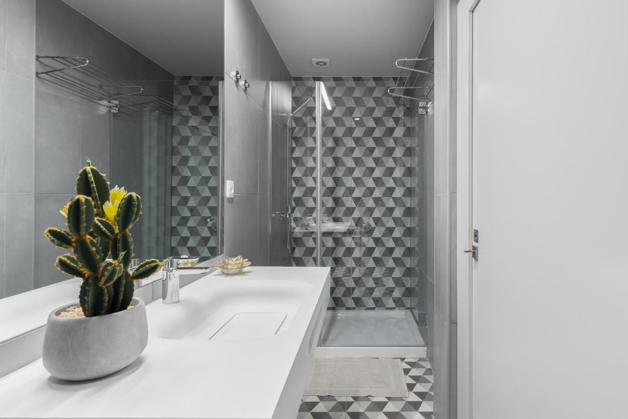 Charming Luxurious Flat With Garage By Host Wise Apartamento Oporto